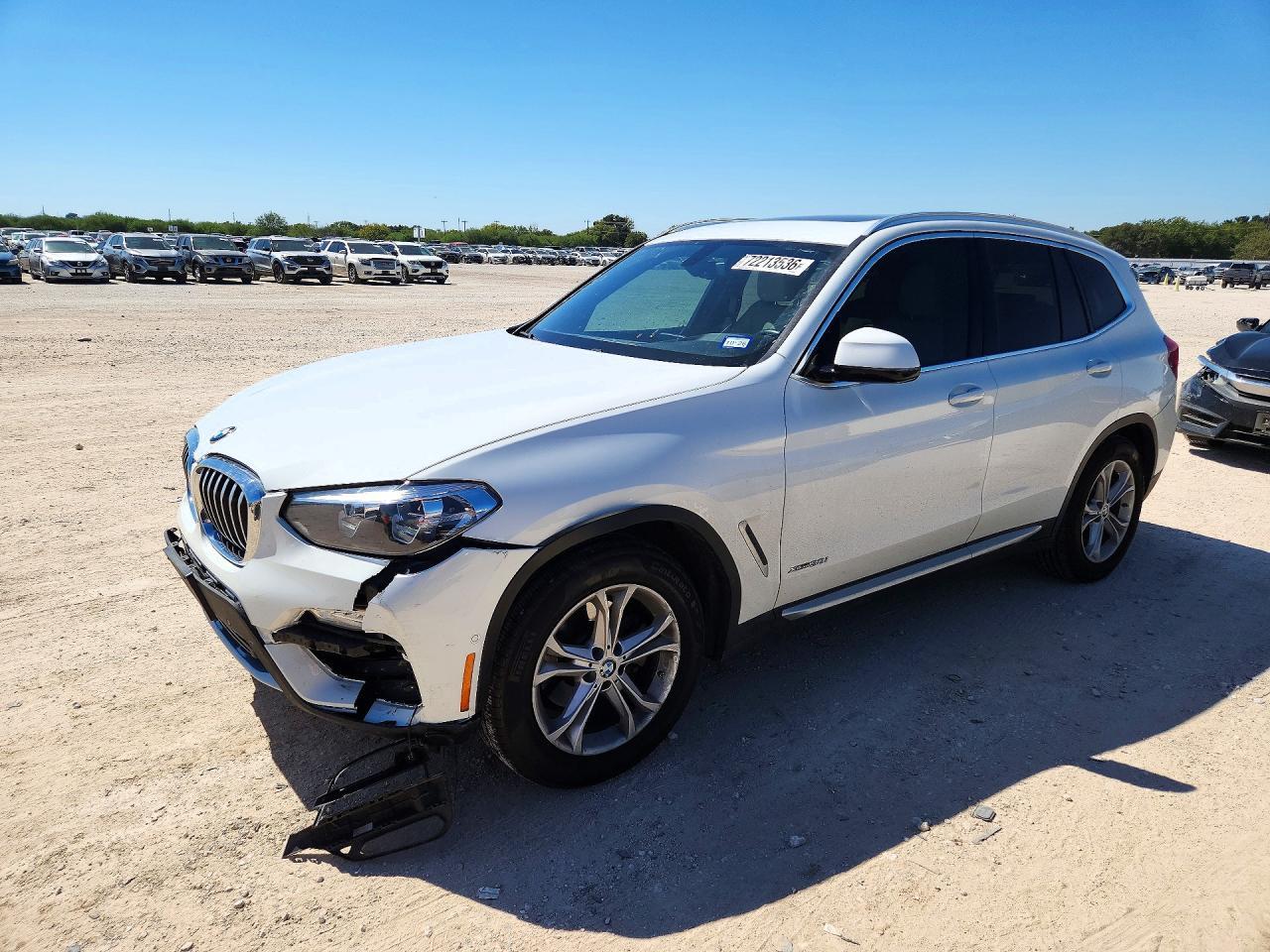 2018 BMW X3 xDrive30I - zdjęcie główne