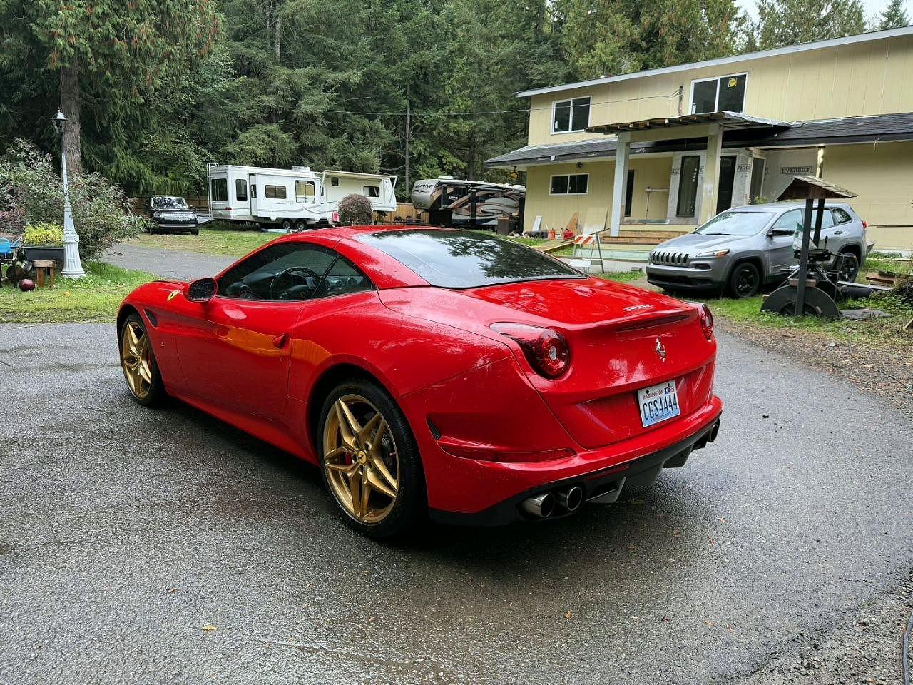 2016 Ferrari California T - zdjęcie 4