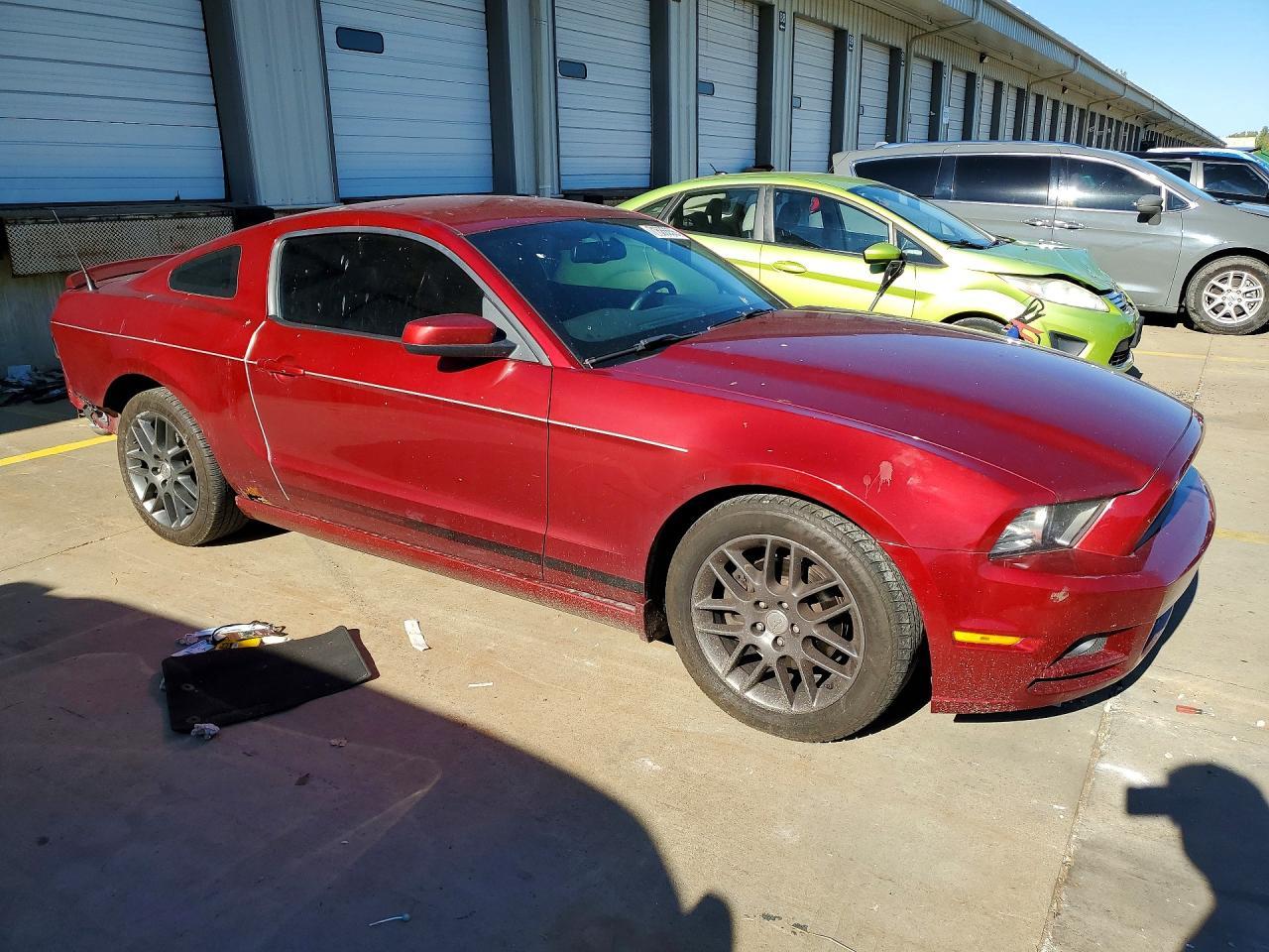 2014 Ford Mustang - zdjęcie 4