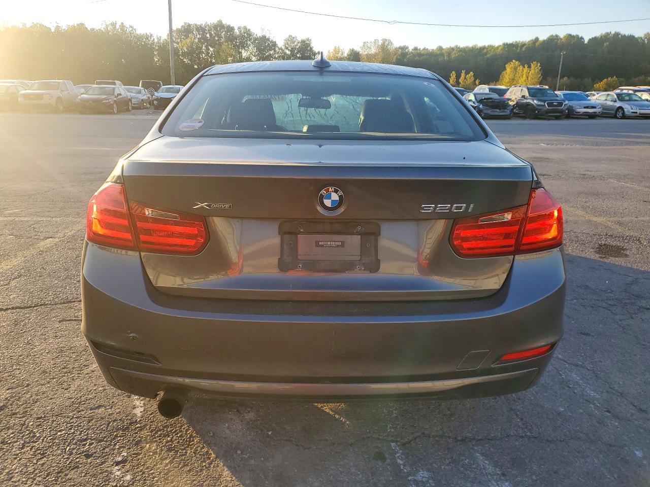 2013 BMW 320 I xDrive - zdjęcie 6