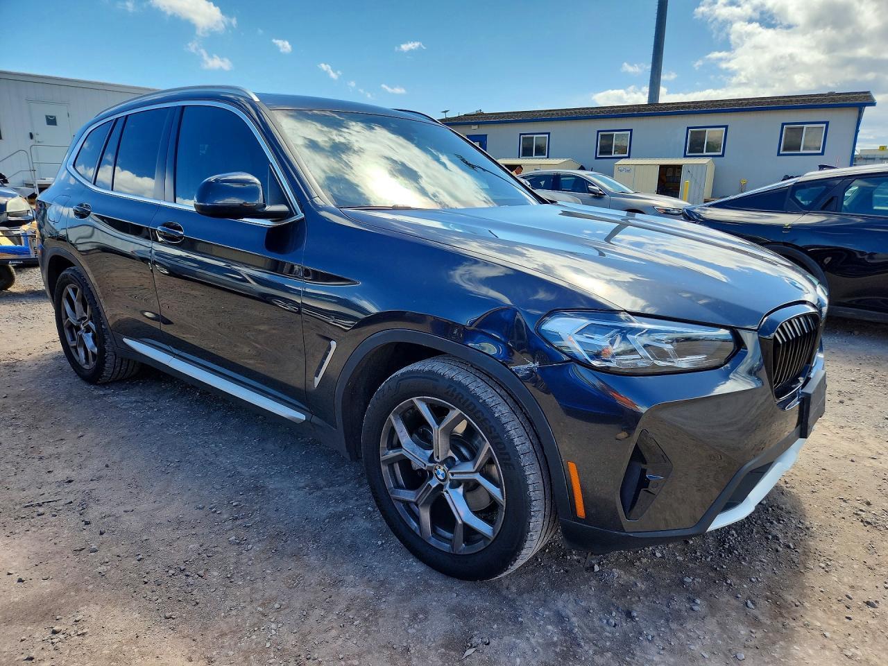 2023 BMW X3 xDrive30I - zdjęcie 4