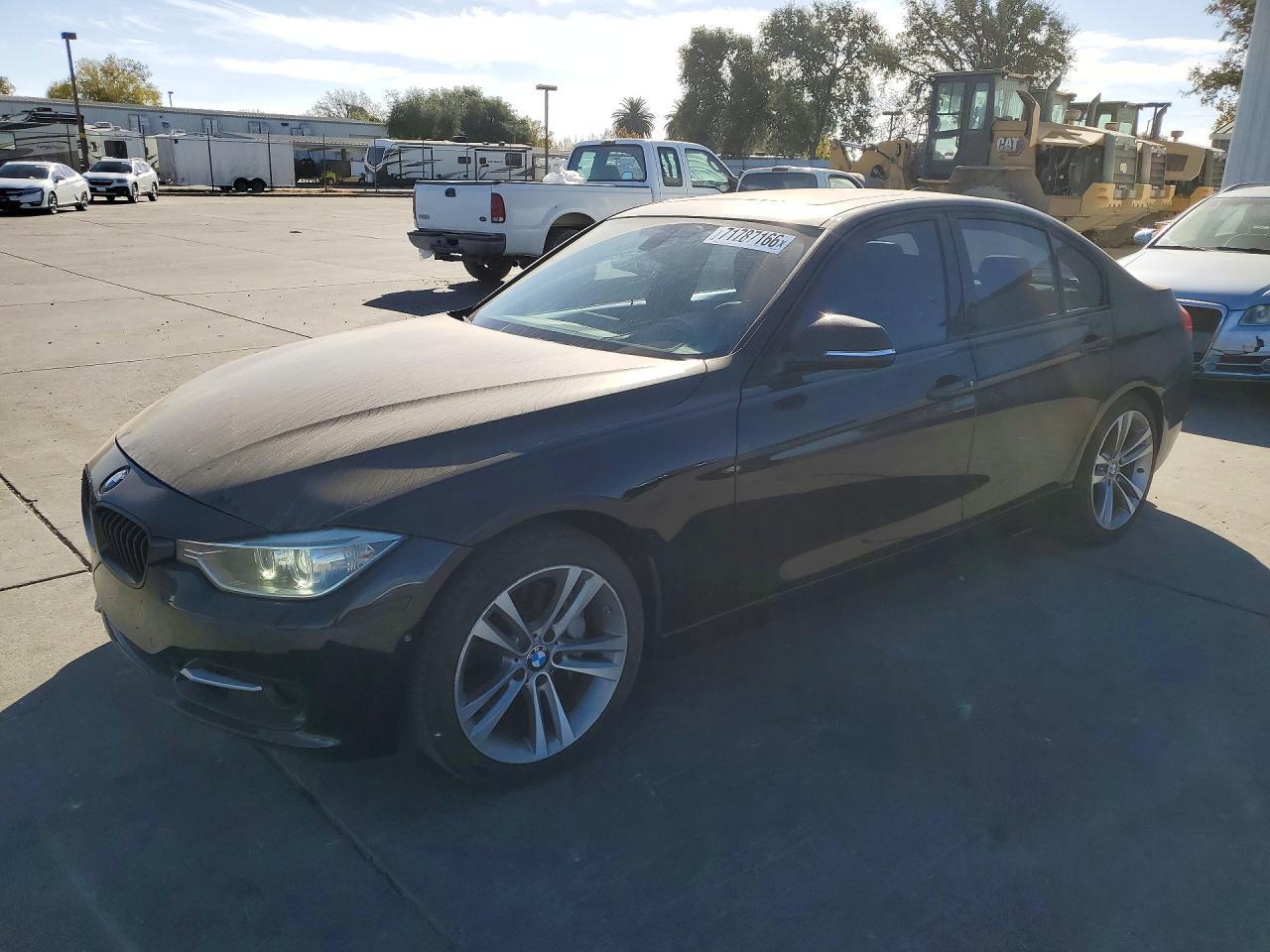 2013 BMW 335 I - zdjęcie główne