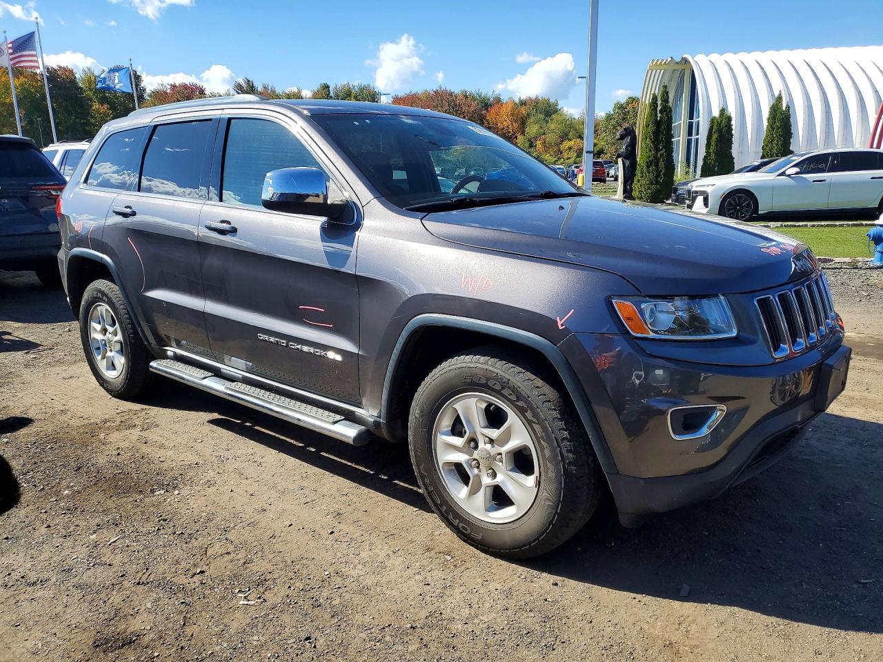 2014 Jeep Grand Cherokee Laredo - zdjęcie 4