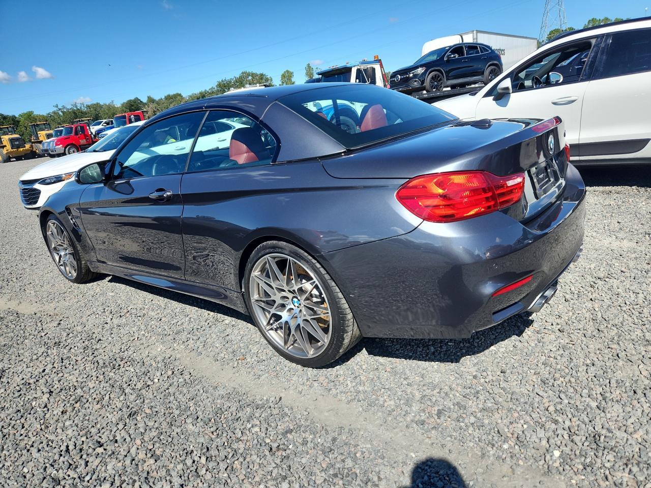 2020 BMW M4 - zdjęcie 2