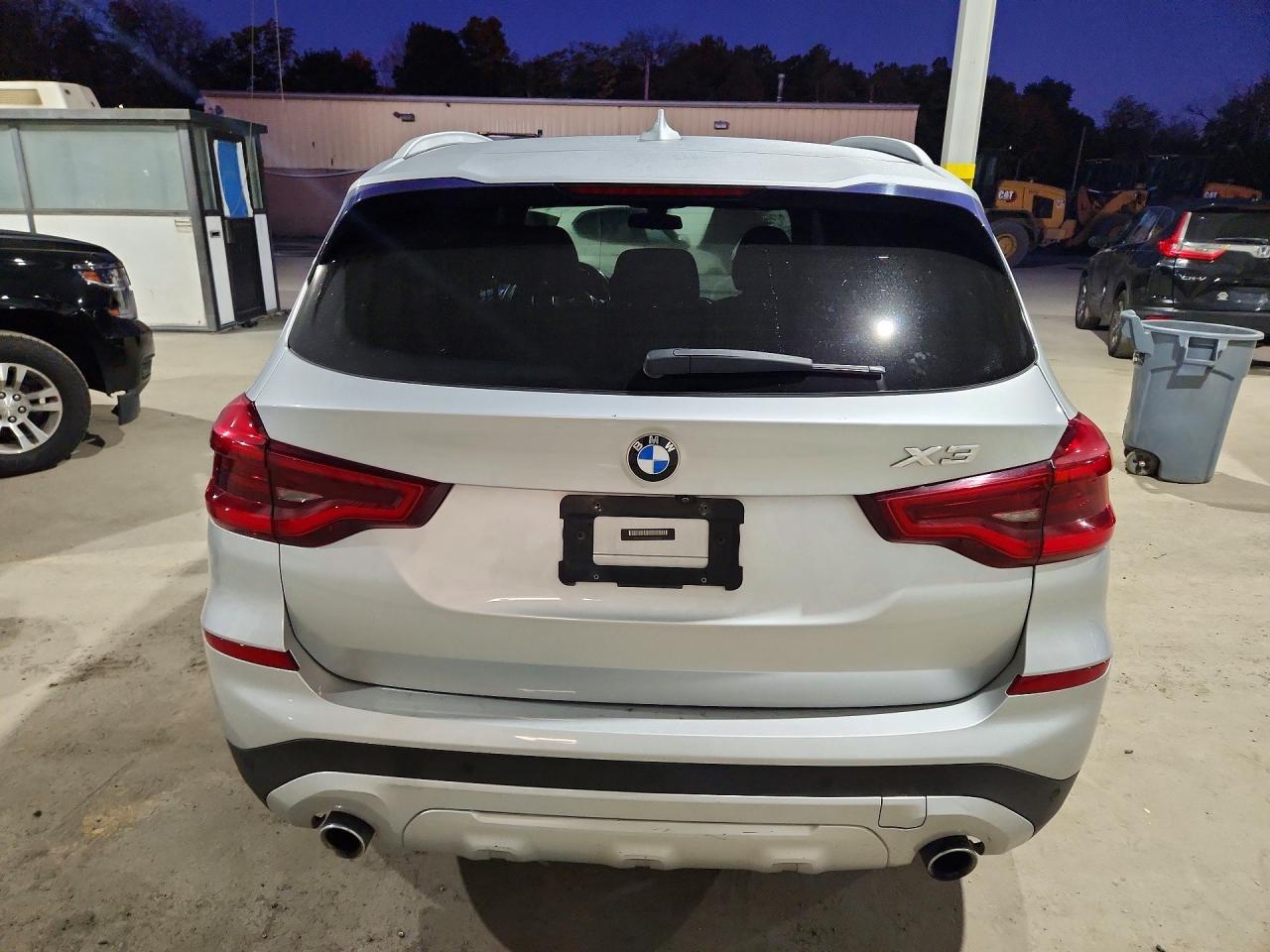 2018 BMW X3 xDrive30I - zdjęcie 6