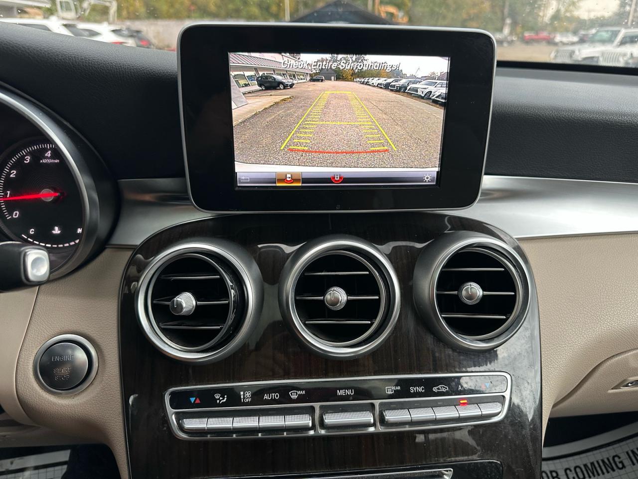 2019 Mercedes-Benz Glc 300 4Matic - zdjęcie 11