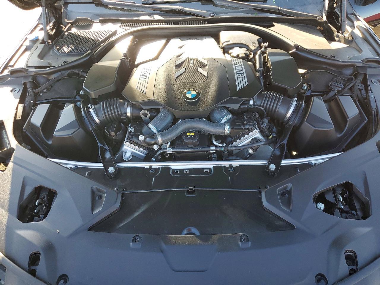 2021 BMW Seria 8 M850i - zdjęcie 11