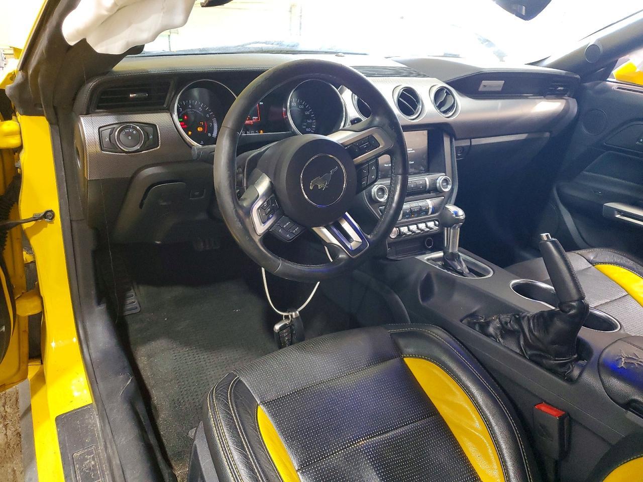 2018 Ford Mustang - zdjęcie 8
