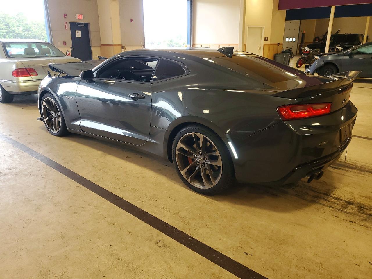2017 Chevrolet Camaro Ss - zdjęcie 2