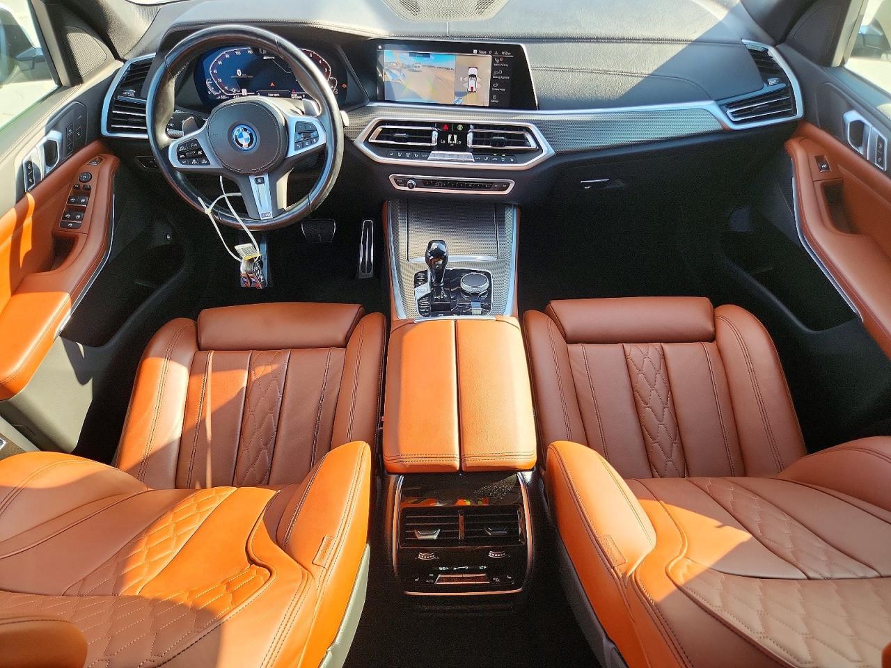 2022 BMW X5 xDrive45E - zdjęcie 8