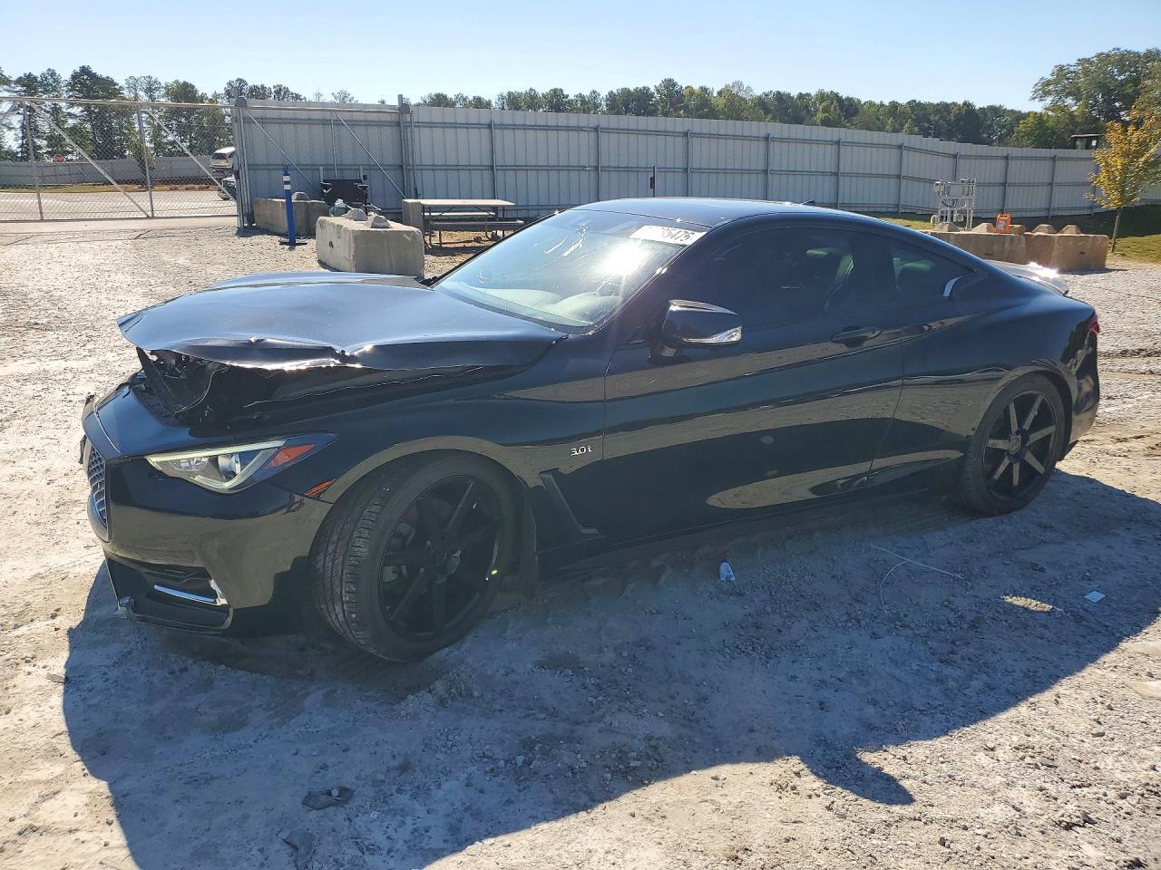 2018 Infiniti Q60 3.0T Luxe - zdjęcie główne
