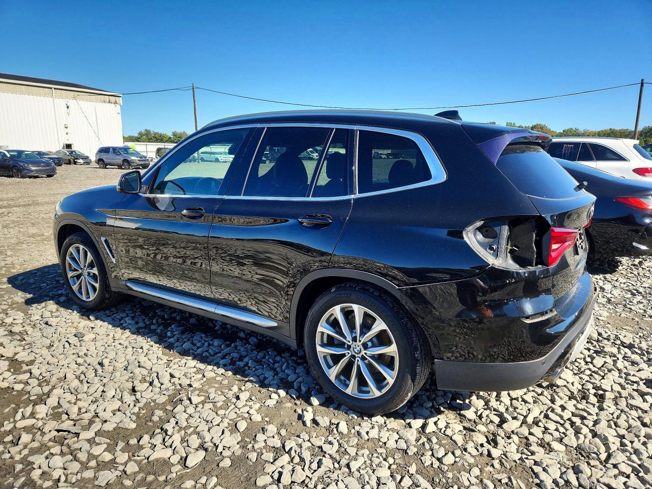2018 BMW X3 xDrive30I - zdjęcie 2