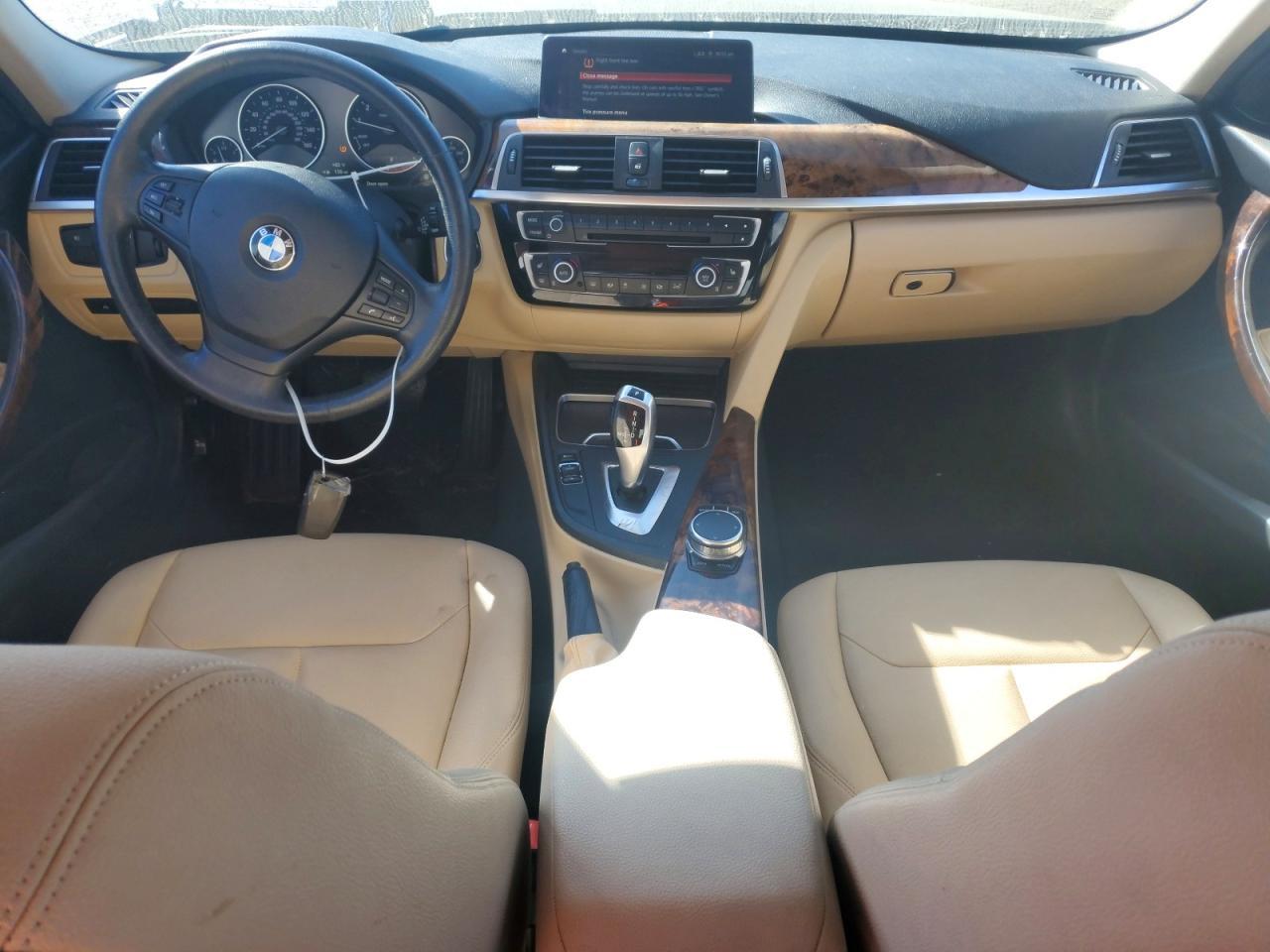 2018 BMW Seria 3 320i - zdjęcie 8