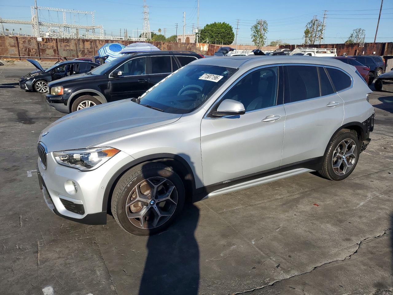 2019 BMW X1 xDrive28I - zdjęcie główne