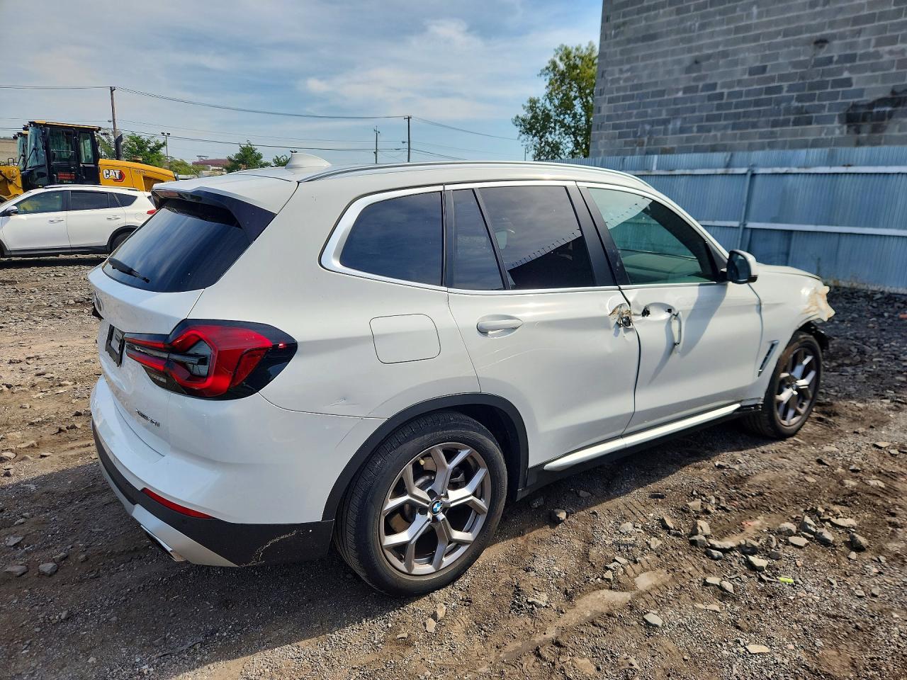 2023 BMW X3 xDrive30I - zdjęcie 3