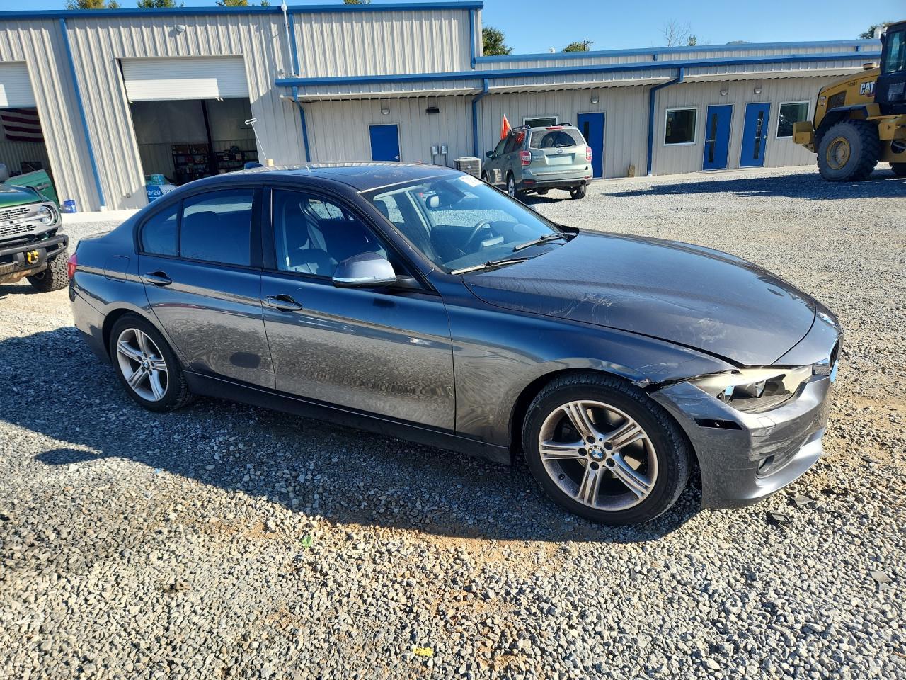 2013 BMW 328 I - zdjęcie 4