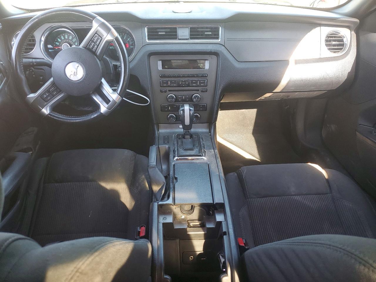 2014 Ford Mustang - zdjęcie 8