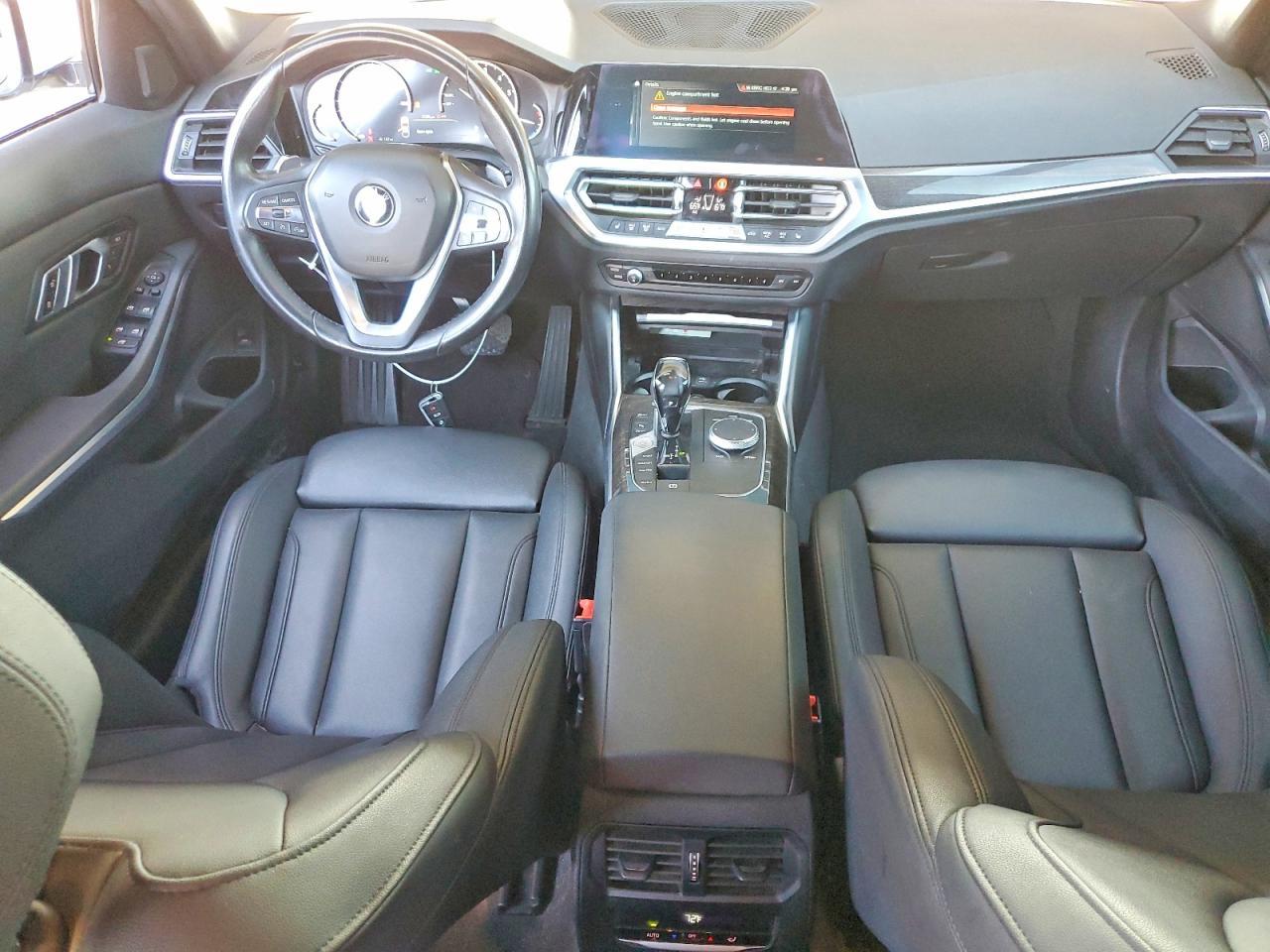 2019 BMW 330I - zdjęcie 8