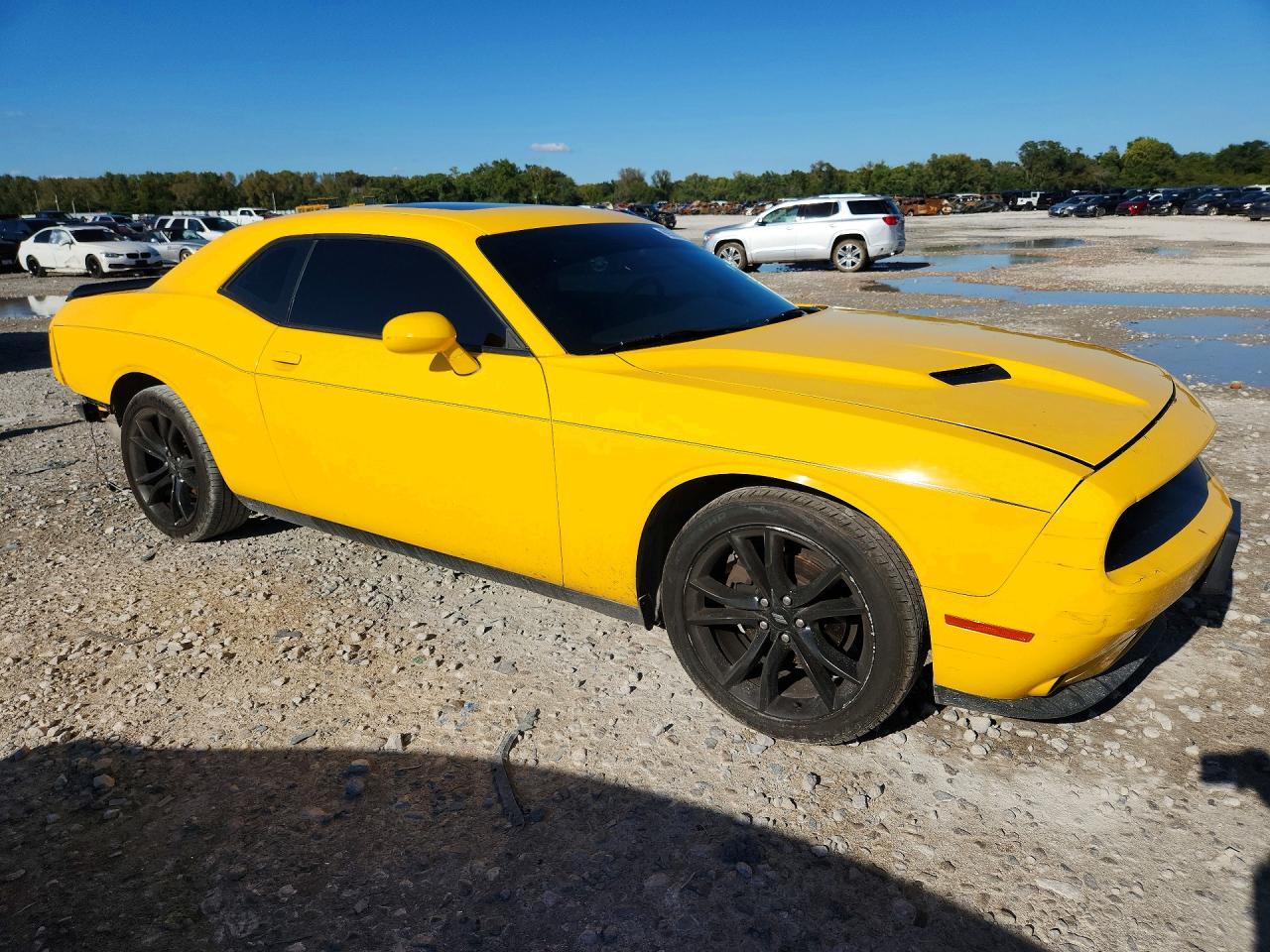 2017 Dodge Challenger Sxt - zdjęcie 4