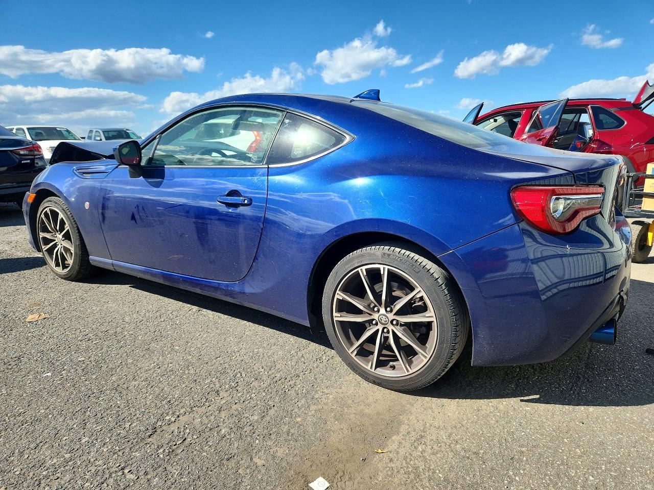 2019 Toyota 86 Base - zdjęcie 2