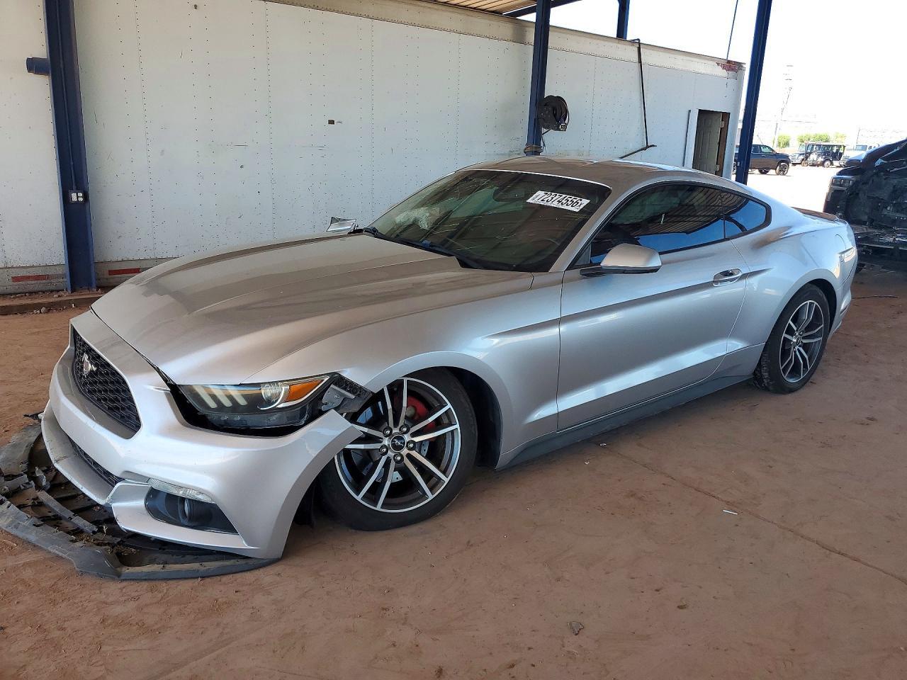 2016 Ford Mustang - zdjęcie główne
