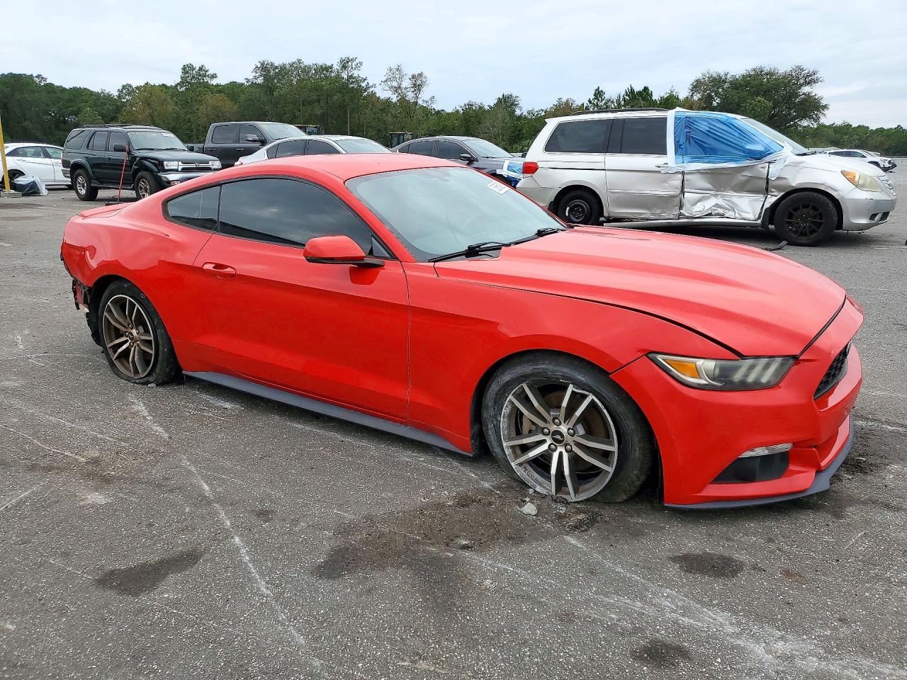 2016 Ford Mustang - zdjęcie 4
