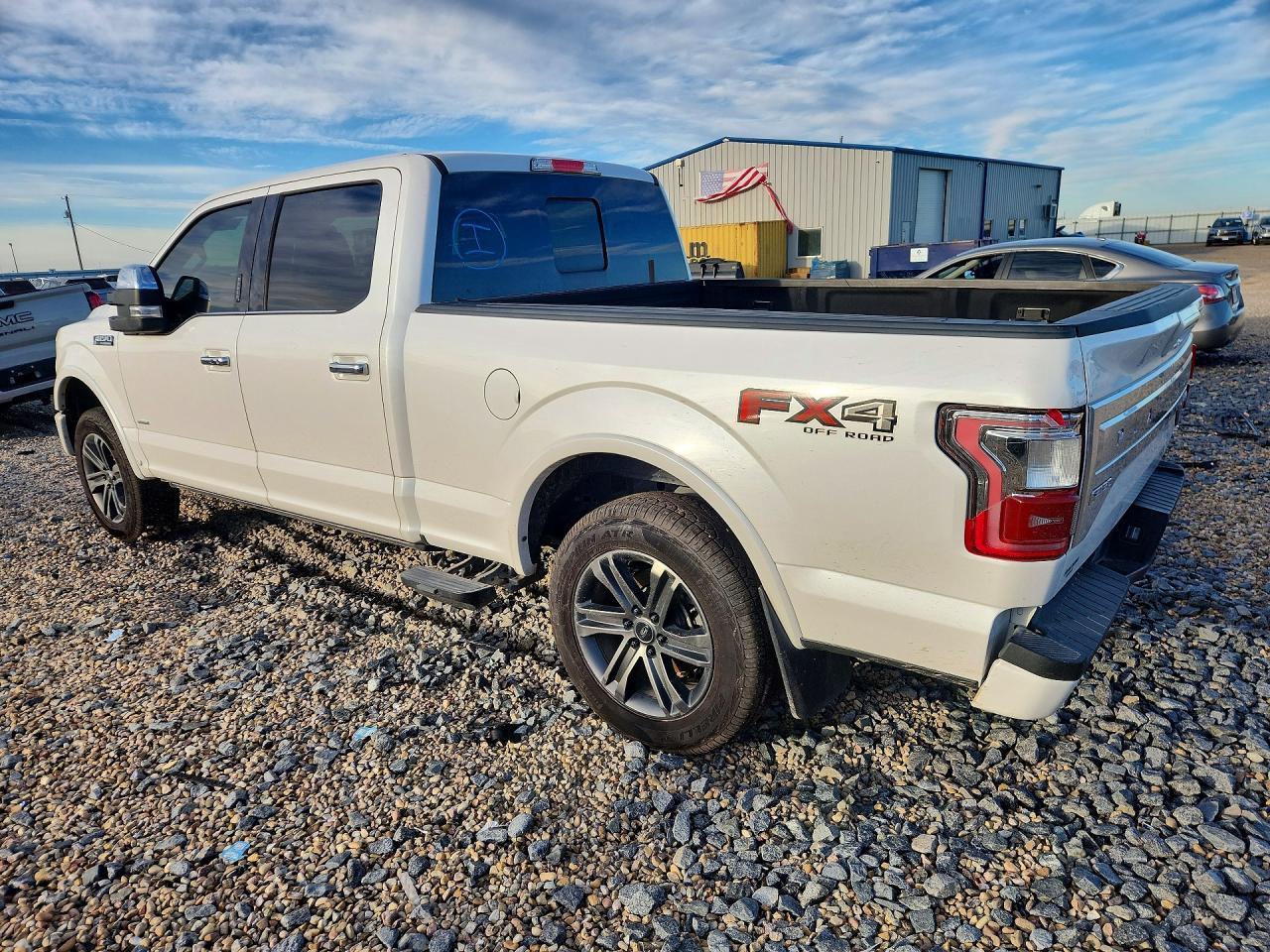 2017 Ford F150 Supercrew - zdjęcie 2