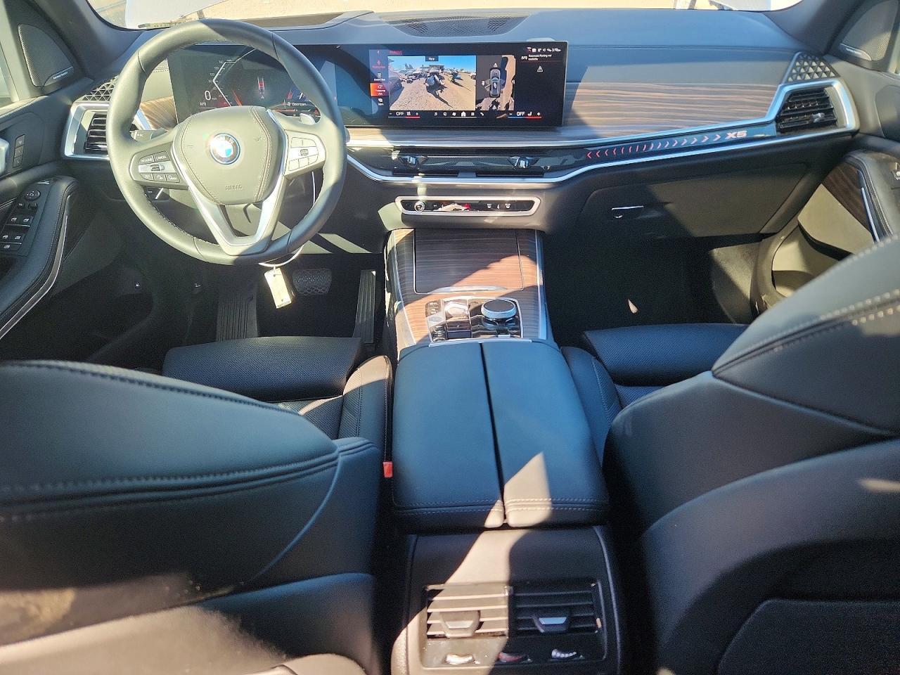 2026 BMW X5 xDrive50E - zdjęcie 8