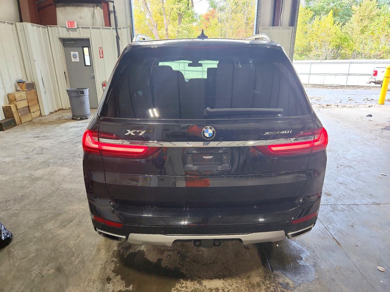 2020 BMW X7 xDrive40I - zdjęcie 6