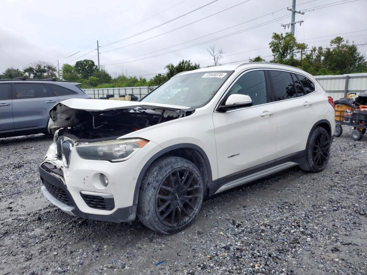 2017 BMW X1 Sdrive28I - zdjęcie główne