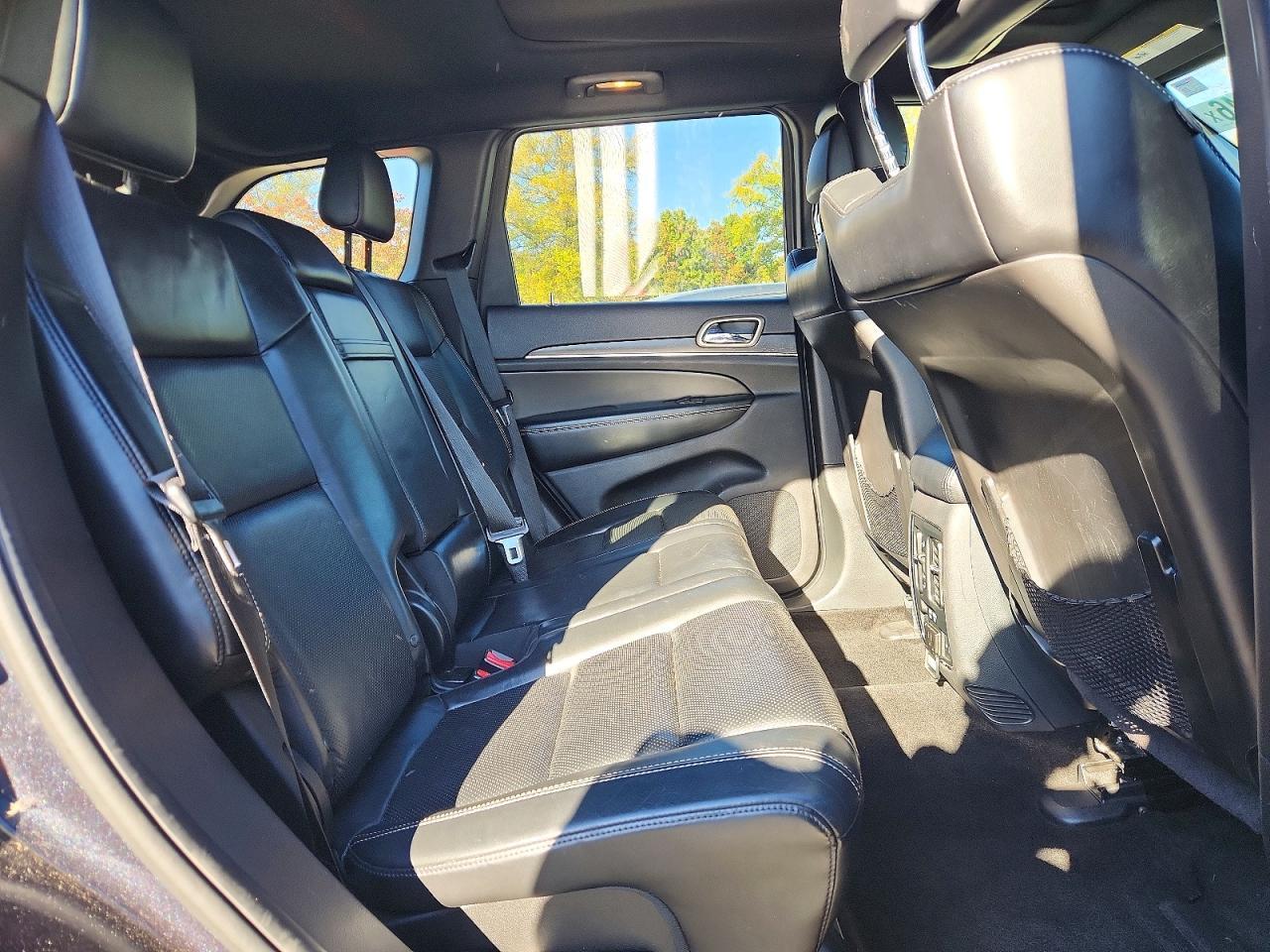 2015 Jeep Grand Cherokee Limited - zdjęcie 11