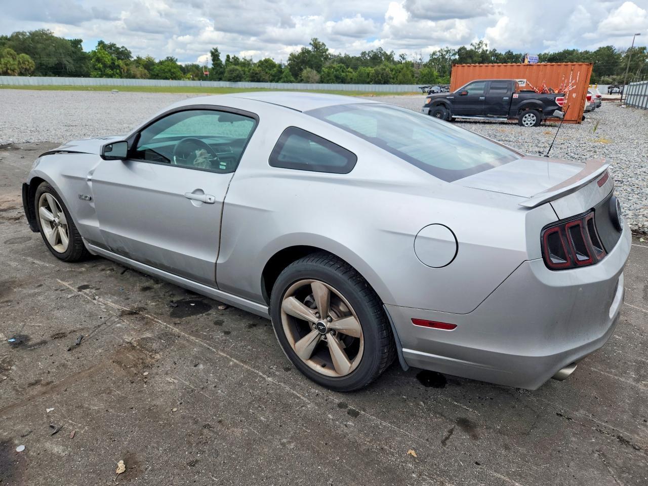 2014 Ford Mustang Gt - zdjęcie 2