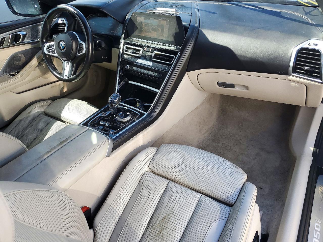 2019 BMW Seria 8 Cabrio 850i - zdjęcie 8