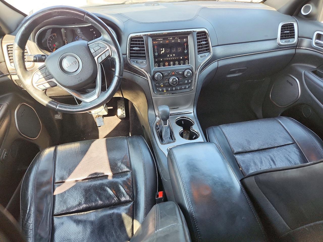 2018 Jeep Grand Cherokee Overland - zdjęcie 8
