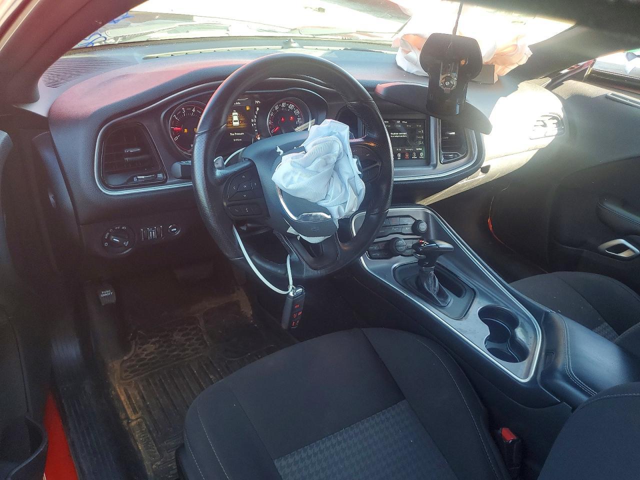 2022 Dodge Challenger Gt - zdjęcie 8