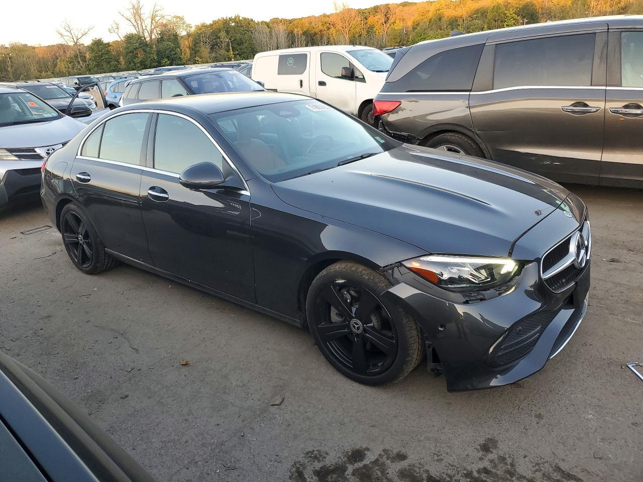 2023 Mercedes-Benz C 300 4Matic - zdjęcie 4