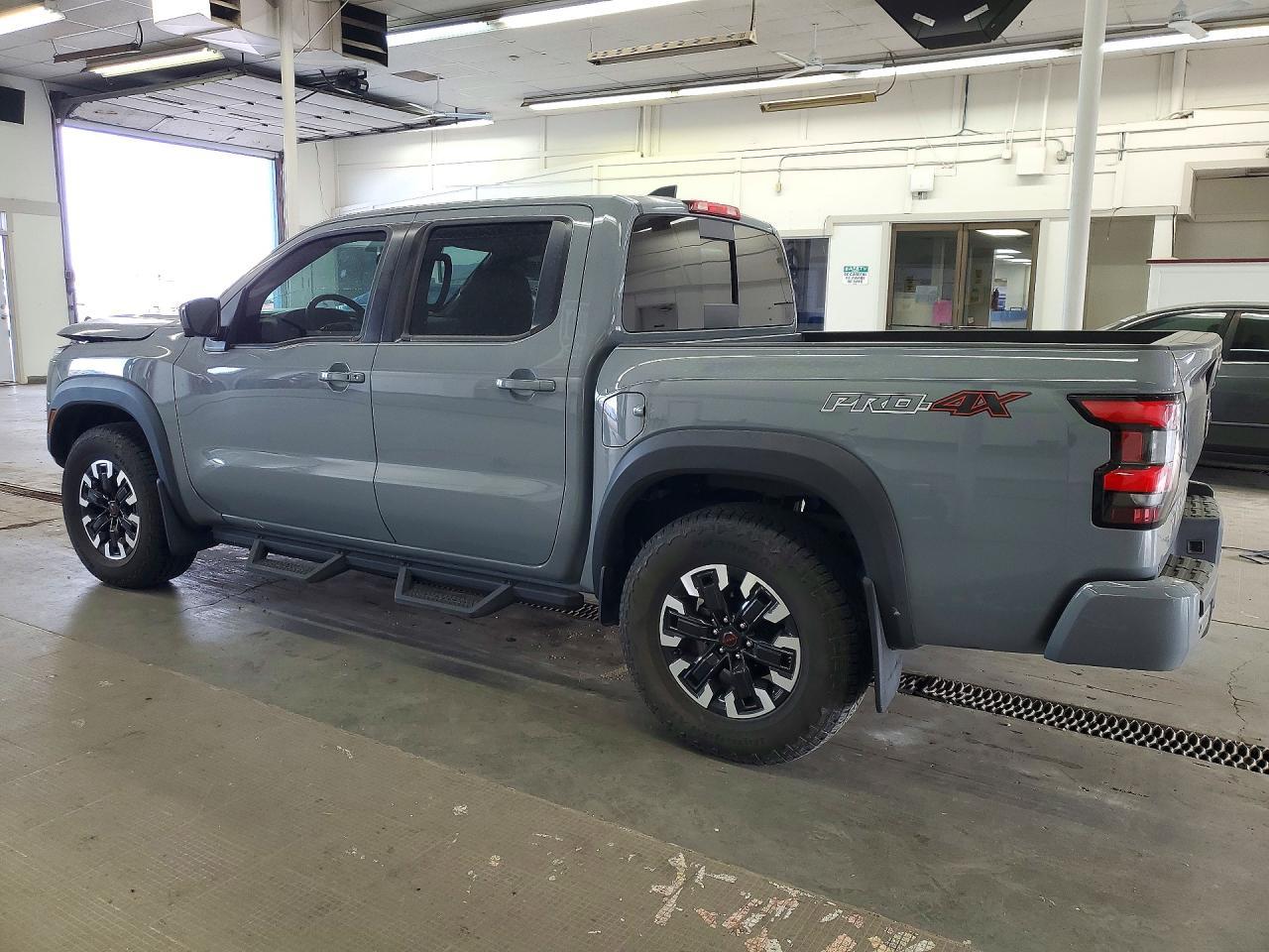 2023 Nissan Frontier Pro-4X - zdjęcie 2