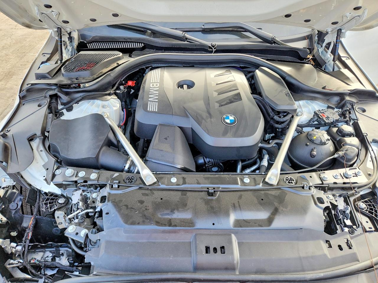 2027 BMW 530 I - zdjęcie 11