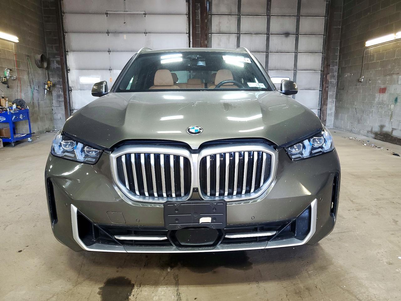 2025 BMW X5 xDrive40I - zdjęcie 5