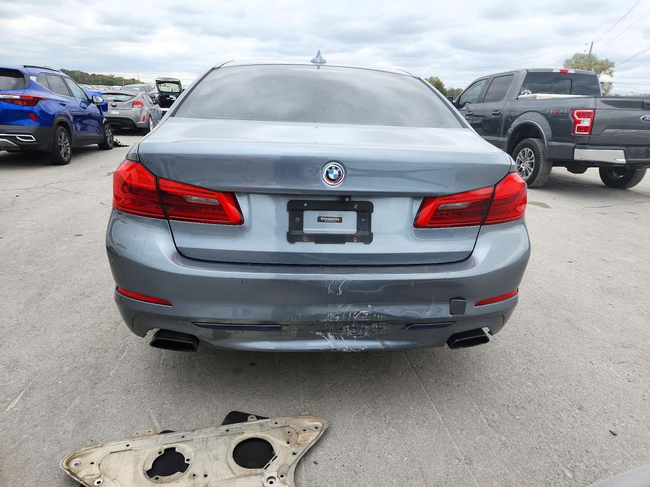 2019 BMW Seria 5 540i - zdjęcie 6