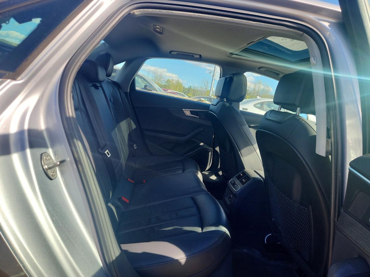 2018 Audi A4 Premium - zdjęcie 10