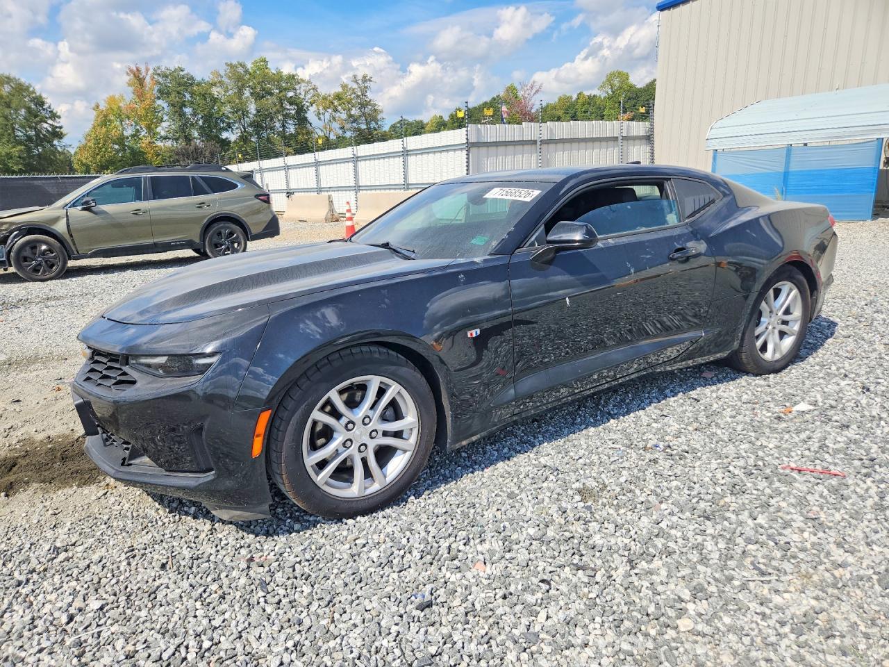 2019 Chevrolet Camaro Ls - zdjęcie główne