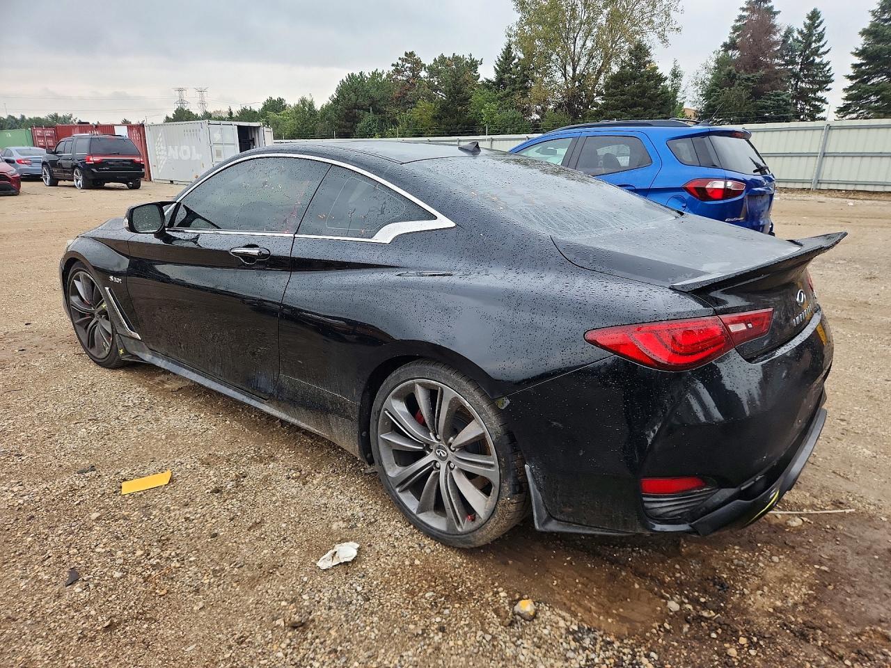 2018 Infiniti Q60 Red Sport 400 - zdjęcie 2