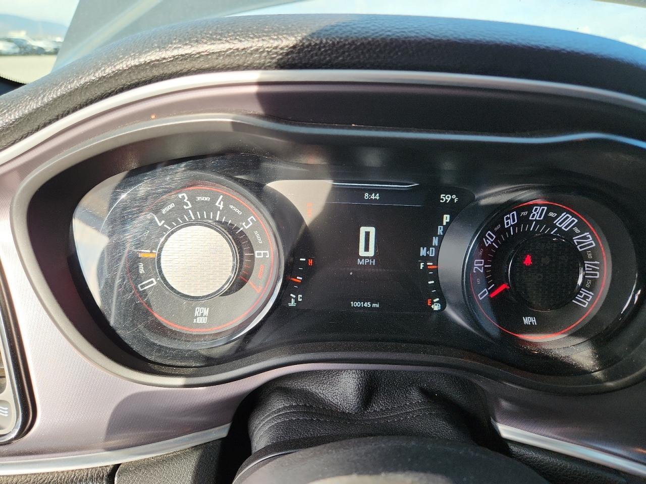 2019 Dodge Challenger Sxt - zdjęcie 9