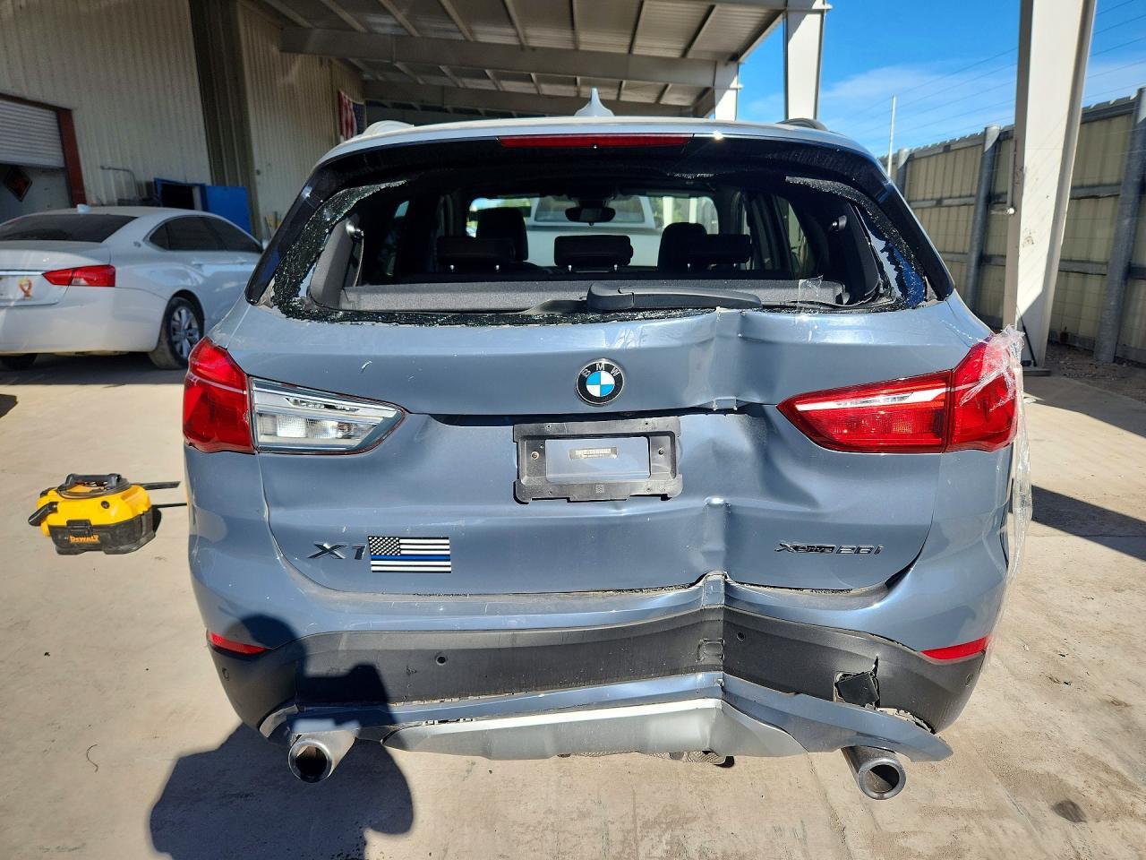 2022 BMW X1 xDrive28I - zdjęcie 6