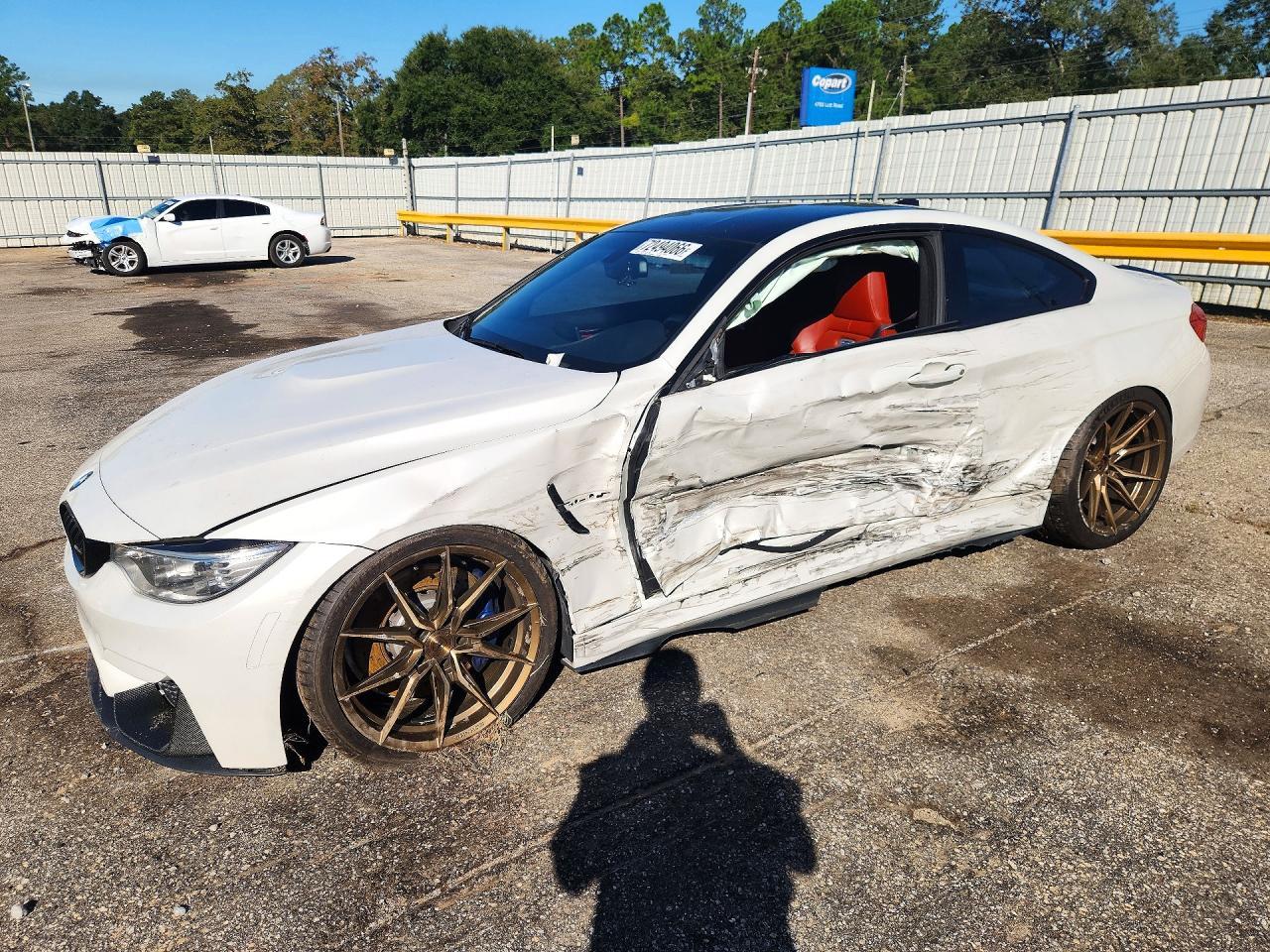2017 BMW M4 - zdjęcie główne