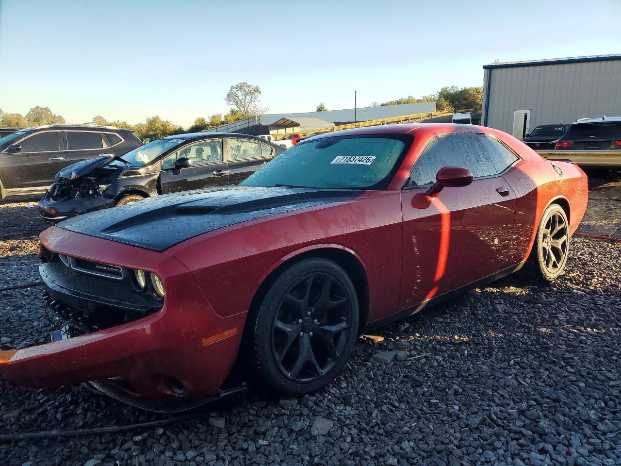 2015 Dodge Challenger Sxt - zdjęcie główne