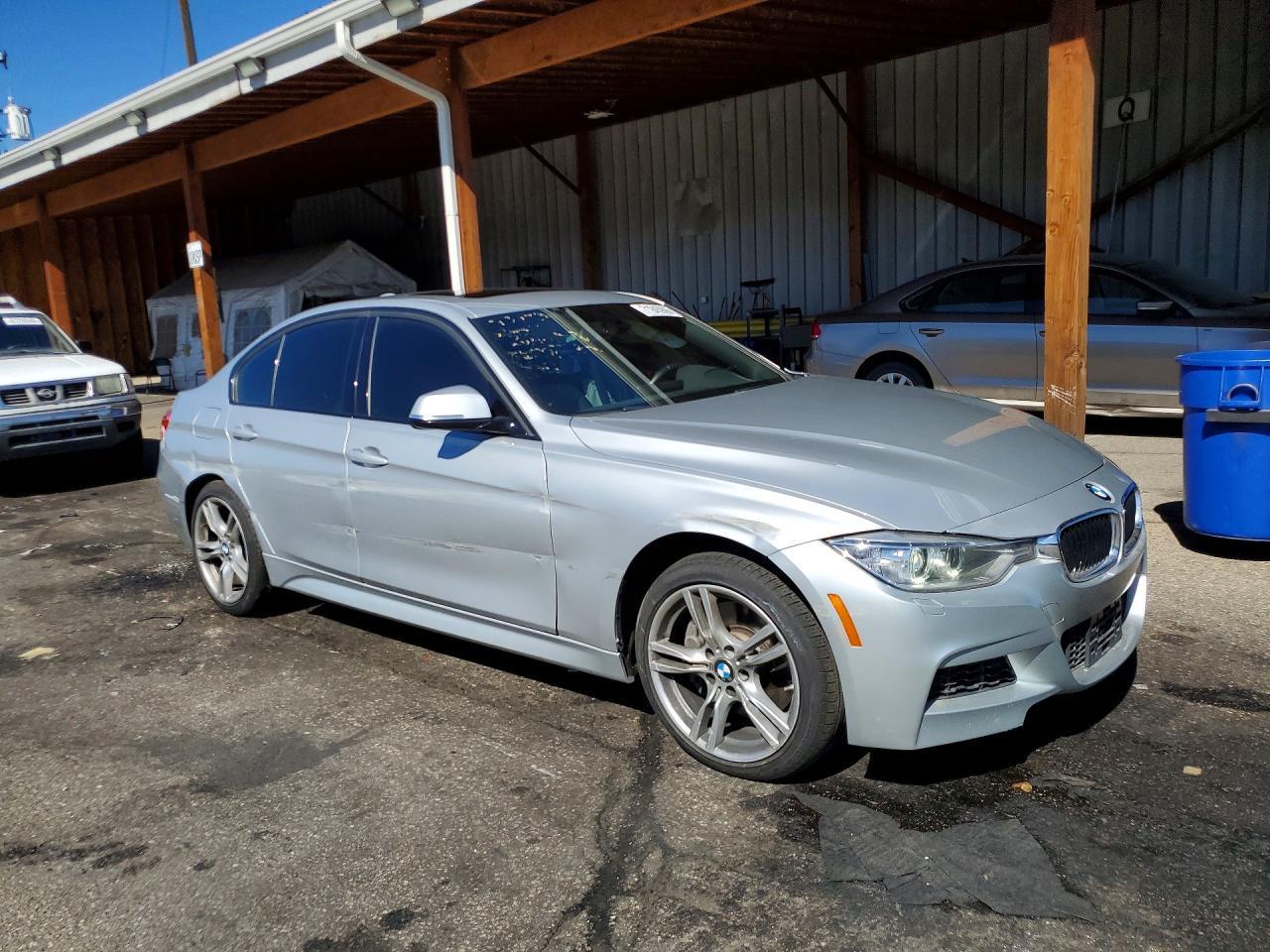 2014 BMW Seria 3 335i - zdjęcie 4