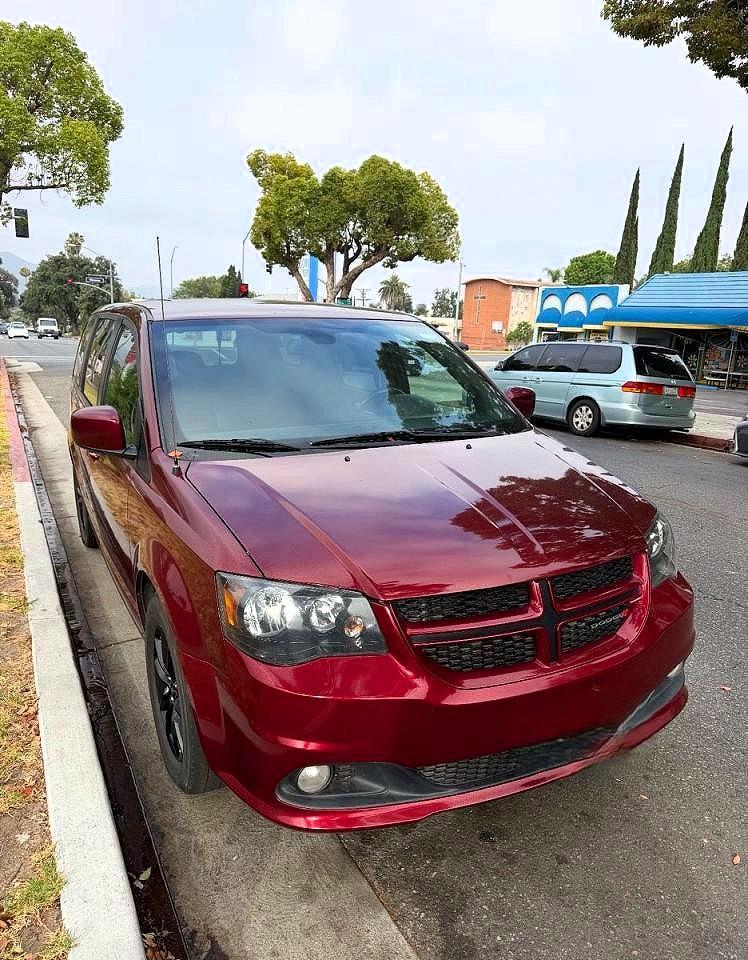 2019 Dodge Grand Caravan Gt - zdjęcie główne