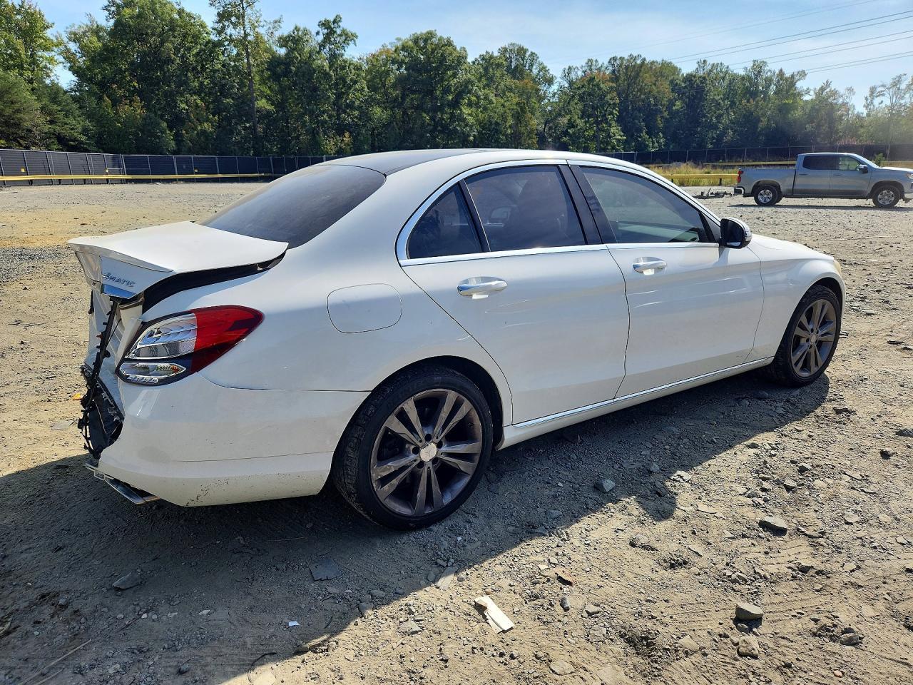 2016 Mercedes-Benz C300 4Mati - zdjęcie 3